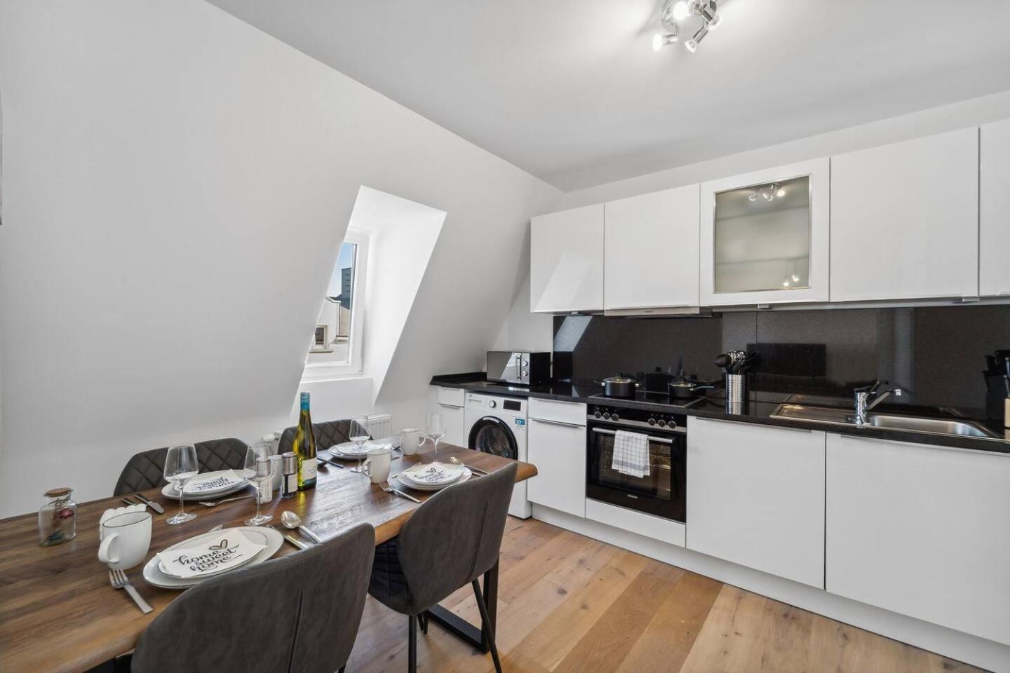 Infinity Stay Ferienapartments Rheinstrasse Wilhelmshaven Ngoại thất bức ảnh